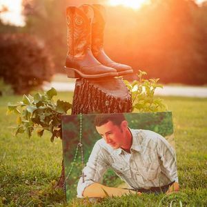 Meet your Posher, Suzanne